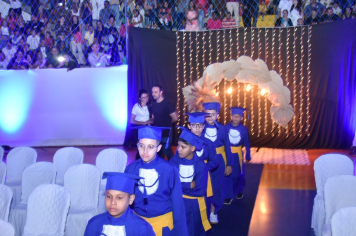 Foto - Formatura de encerramento dos 5º anos do ensino fundamental dia 11 de dezembro de 2024