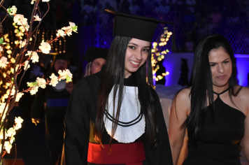 Foto - Formatura de encerramento dos 9º anos do ensino fundamental II e EMEJA dia 13 de dezembro de 2024