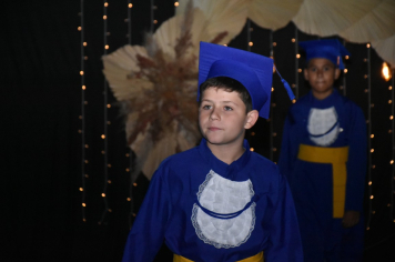 Foto - Formatura de encerramento dos 5º anos do ensino fundamental dia 11 de dezembro de 2024