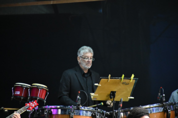 Foto - Botucatu 170 anos - Show Paulo Miklos + Orquestra Sinfônica Municipal de Botucatu + Orquestra Sinfônica Lyra Mojimiriana + Maestro Carlos Lima*