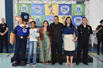 Foto - Patrulha da Paz realiza formatura e premia os destaques de 2024