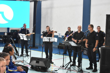 Foto - Patrulha da Paz realiza formatura e premia os destaques de 2024