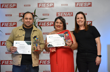 Foto - Premiação - Olimpíada Literária e Olimpíada de Matemática