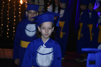 Foto - Formatura de encerramento dos 5º anos do ensino fundamental dia 11 de dezembro de 2024