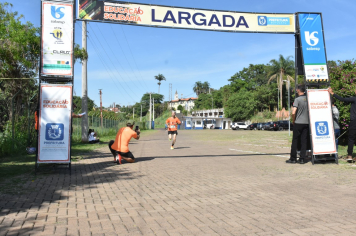 Foto - Secretaria de Educação promoveu 6ª Corrida e Caminhada Educação Solidária