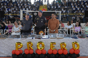 Foto - Proerd 2024 realiza Formatura de alunos da Rede de Ensino de Botucatu