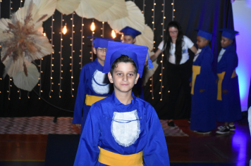 Foto - Formatura de encerramento dos 5º anos do ensino fundamental dia 11 de dezembro de 2024