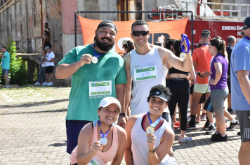 Foto - Secretaria de Educação promoveu 6ª Corrida e Caminhada Educação Solidária