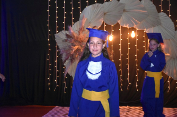 Foto - Formatura de encerramento dos 5º anos do ensino fundamental dia 11 de dezembro de 2024