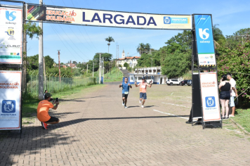 Foto - Secretaria de Educação promoveu 6ª Corrida e Caminhada Educação Solidária