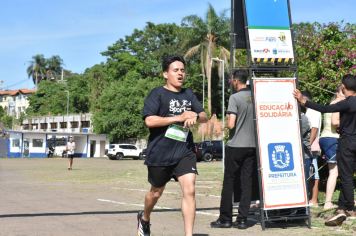 Foto - Secretaria de Educação promoveu 6ª Corrida e Caminhada Educação Solidária