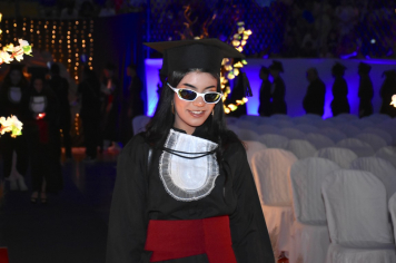 Foto - Formatura de encerramento dos 9º anos do ensino fundamental II e EMEJA dia 13 de dezembro de 2024