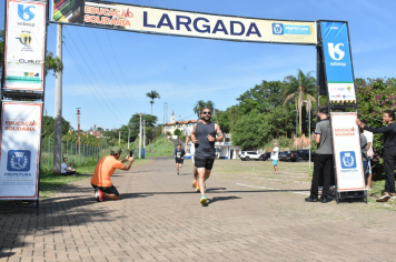 Foto - Secretaria de Educação promoveu 6ª Corrida e Caminhada Educação Solidária