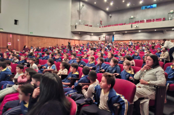 Foto - Alunos da Rede Municipal participam do Projeto A Hora do Conto em Todos os Cantos