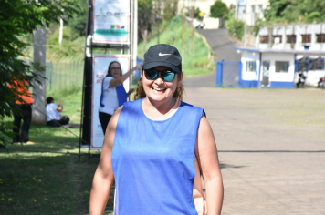 Foto - Secretaria de Educação promoveu 6ª Corrida e Caminhada Educação Solidária