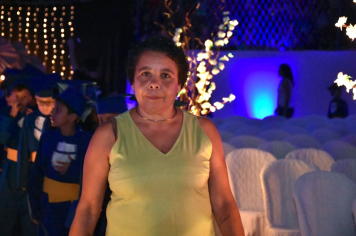 Foto - Formatura de encerramento dos 5º anos do ensino fundamental dia 12 de dezembro de 2024