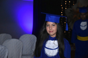 Foto - Formatura de encerramento dos 5º anos do ensino fundamental dia 11 de dezembro de 2024