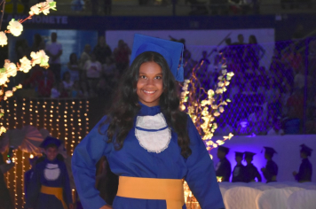 Foto - Formatura de encerramento dos 5º anos do ensino fundamental dia 12 de dezembro de 2024