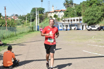 Foto - Secretaria de Educação promoveu 6ª Corrida e Caminhada Educação Solidária