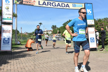 Foto - Secretaria de Educação promoveu 6ª Corrida e Caminhada Educação Solidária