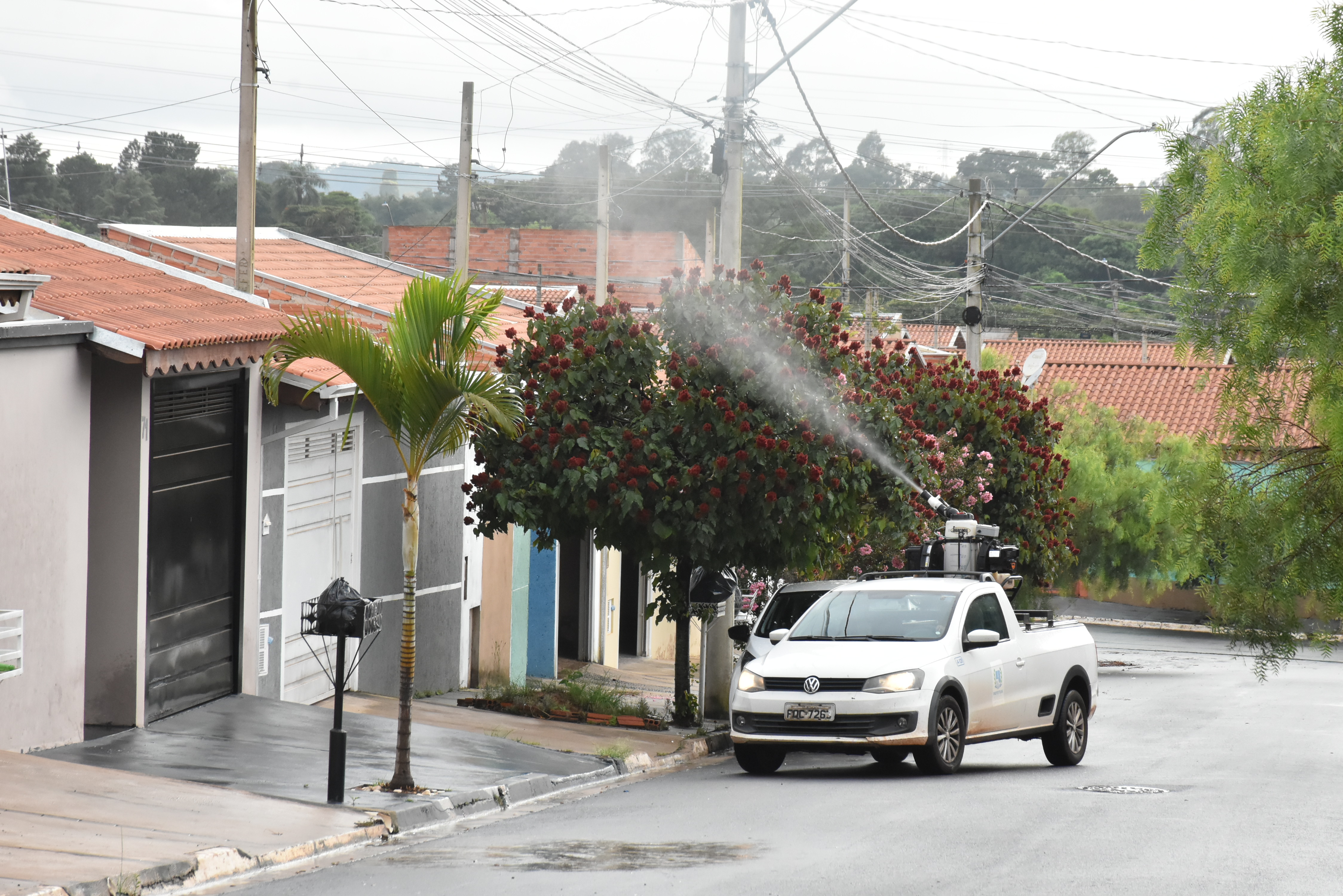 Prefeitura intensifica combate à dengue com nebulização na Vila Maria e Jardim Ciranda