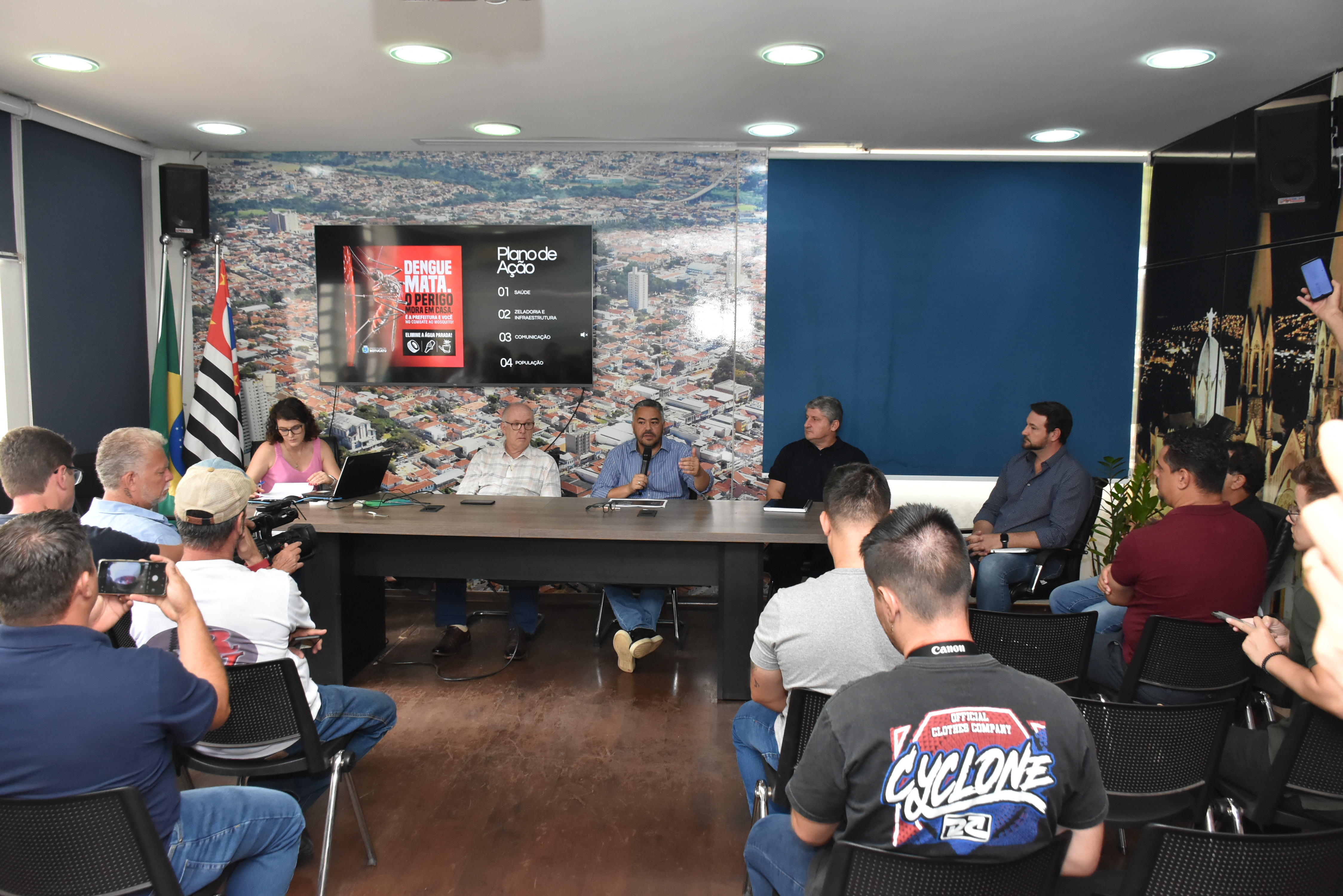 Prefeito Fábio Leite assina Decreto de Emergência e lança pacote de ações de enfrentamento à Dengue