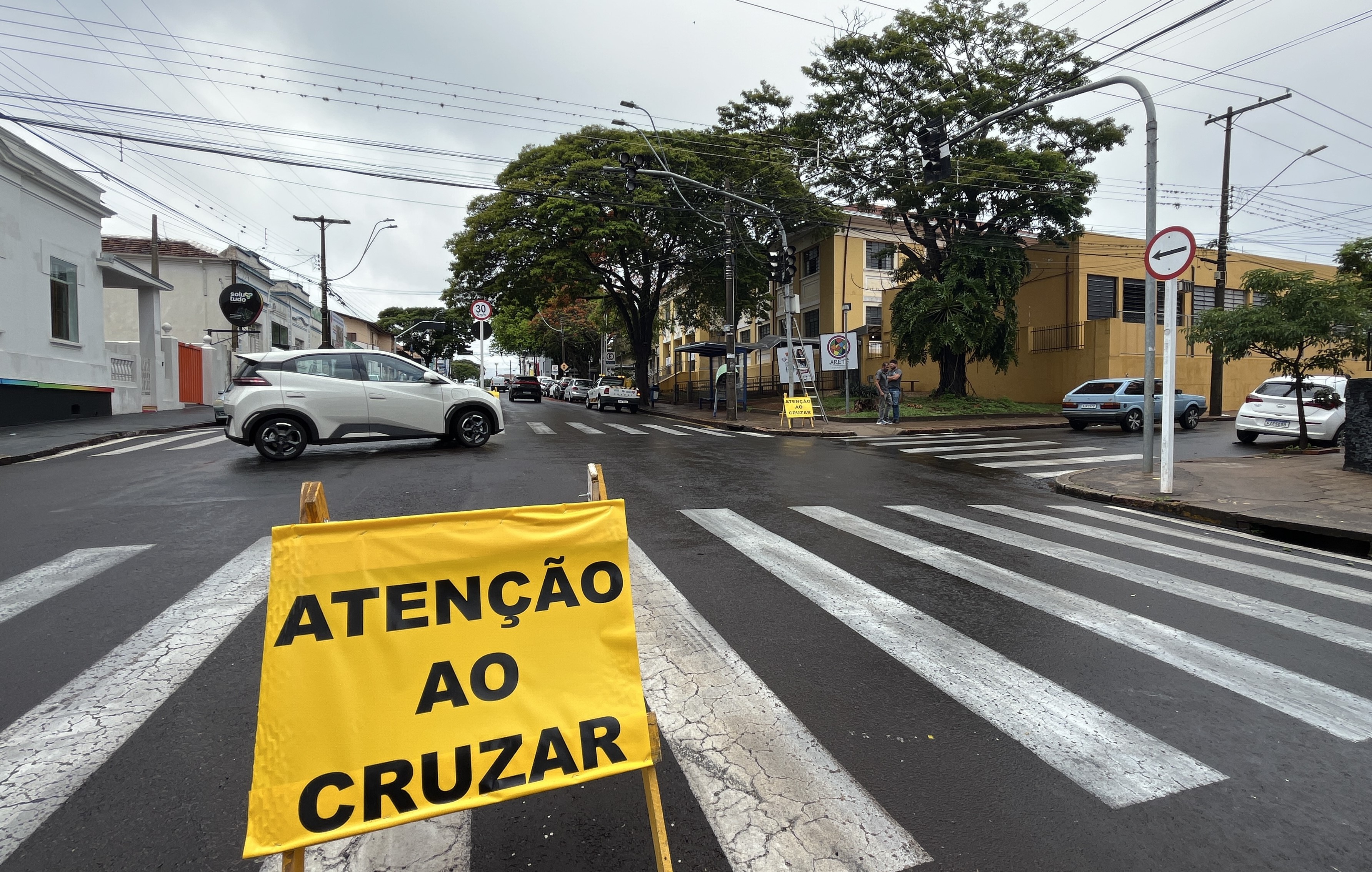 Avenida Santana terá interdição neste sábado para manutenção semafórica